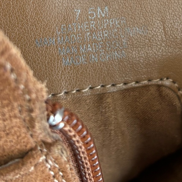 EUC Leather boots - Picture 5 of 5